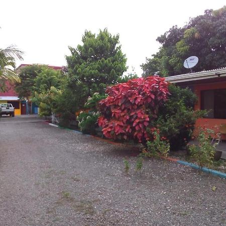 Cabinas Surf Side Cahuita Ngoại thất bức ảnh